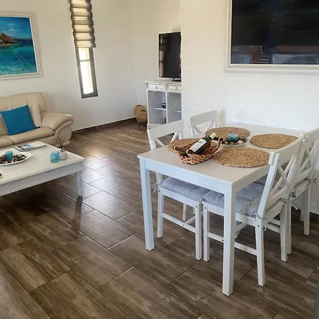 Zante Star Summer House بيت للعطل
